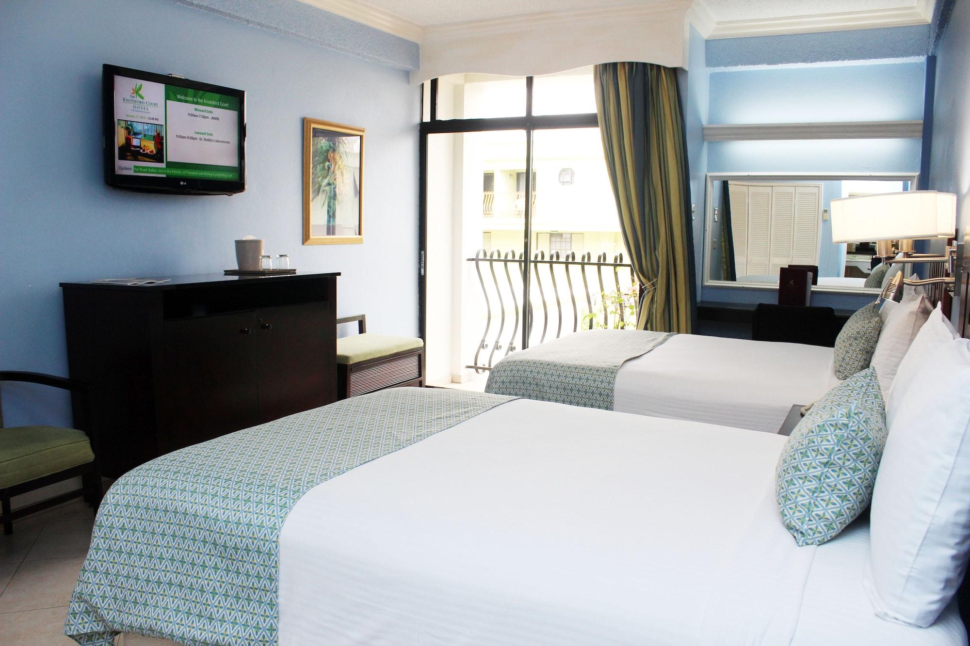 The Knutsford Court Hotel Kingston Buitenkant foto